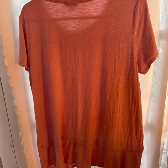 Tribal large Soft Pink Short Sleeve Tee with a little frill on bottom- - Picture 10 of 10